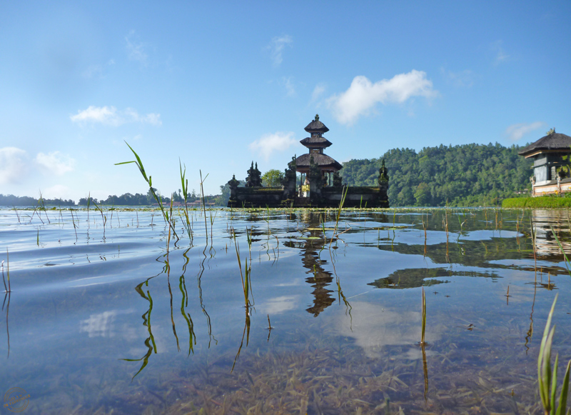 Temple Pura Ulun Danu lac Batran